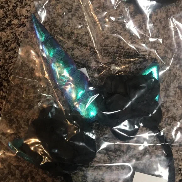 Hyde & EEK! Boutique Girls Dark Mystic Unicorn Halloween Costume 4T/5T | NWT - Picture 6 of 6